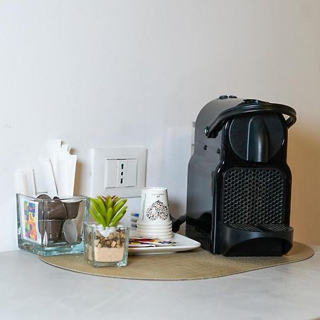 Langolo Di Laura Borgo Roma Destiny Home 3 Verona Bagian luar foto