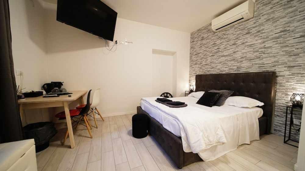 Langolo Di Laura Borgo Roma Destiny Home 3 Verona Ruang foto
